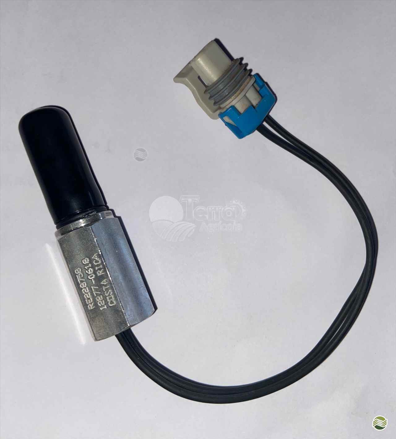 SENSOR FILTRO COMBUSTÍVEL TRATOR 8120,8220,8320,8420  